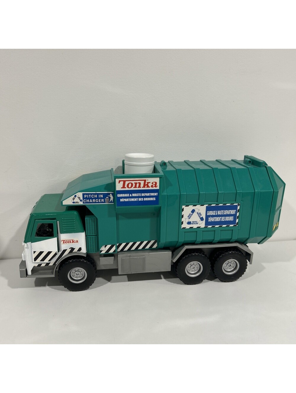 Tonka Garbage Truck 2002 Vintage Kids Toy Dump Truck